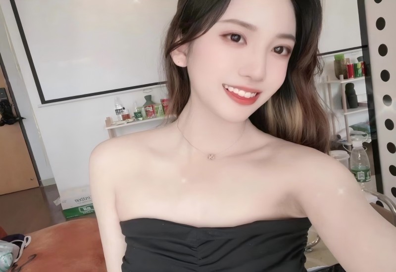 妻子在厨房被三个男人欺负的后果,不卡在线播放